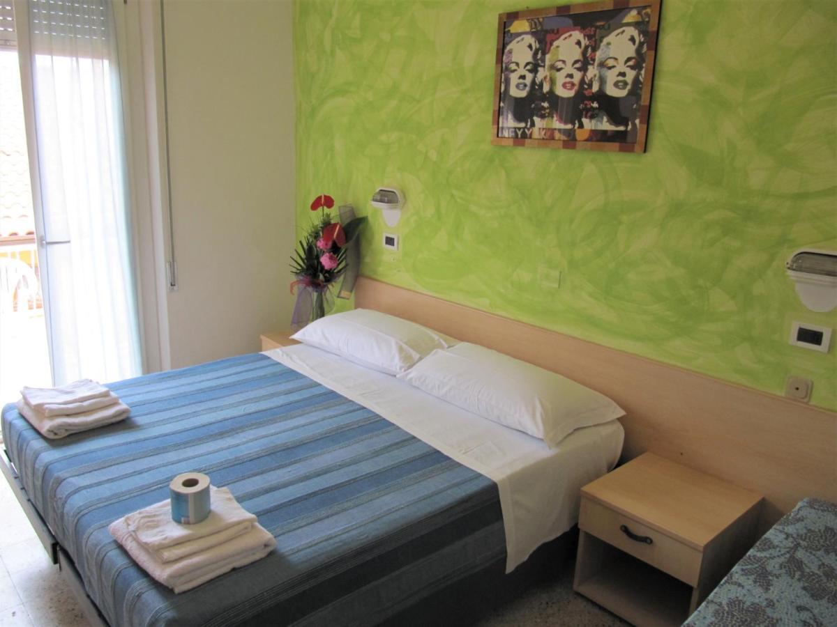 Triple Room with Balcony,706344919:JPEG